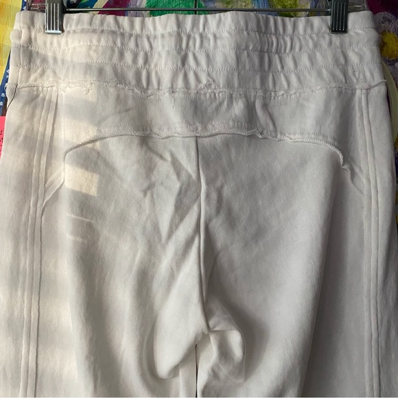 Woman’s White Betsy Johnson Performance Joggers Sweatpants NWT - Picture 7 of 11